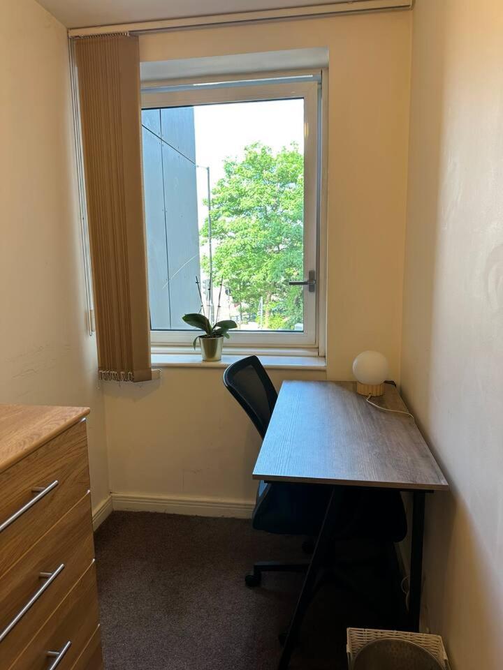 New Build 2 Bedroom With 2 Bath In London Bagian luar foto