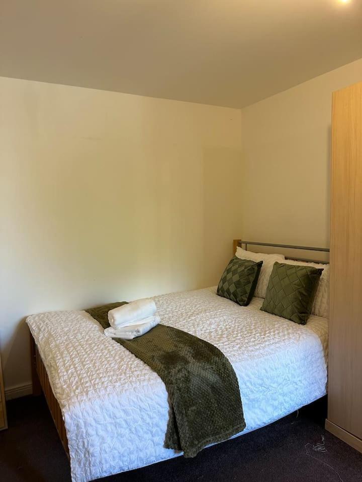 New Build 2 Bedroom With 2 Bath In London Bagian luar foto